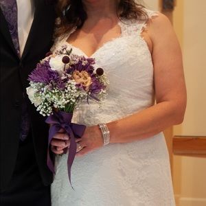 White Like New Formal Wedding Dress